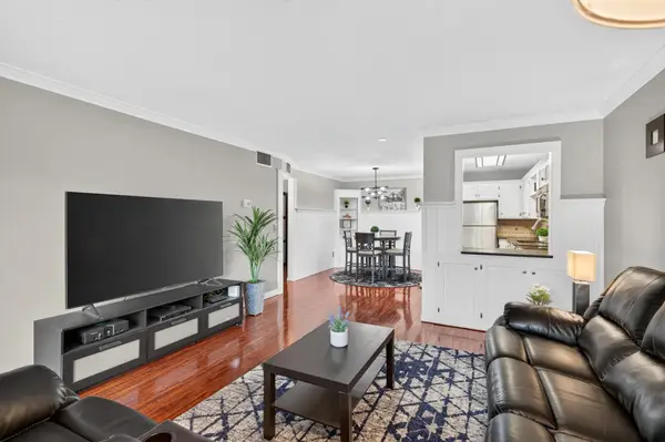 4100 Parklawn Avenue #104, Edina, MN 55435
