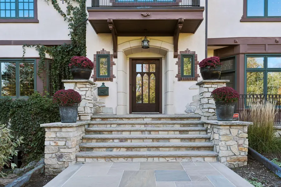 3 Circle E, Minneapolis, MN 55436 - #2