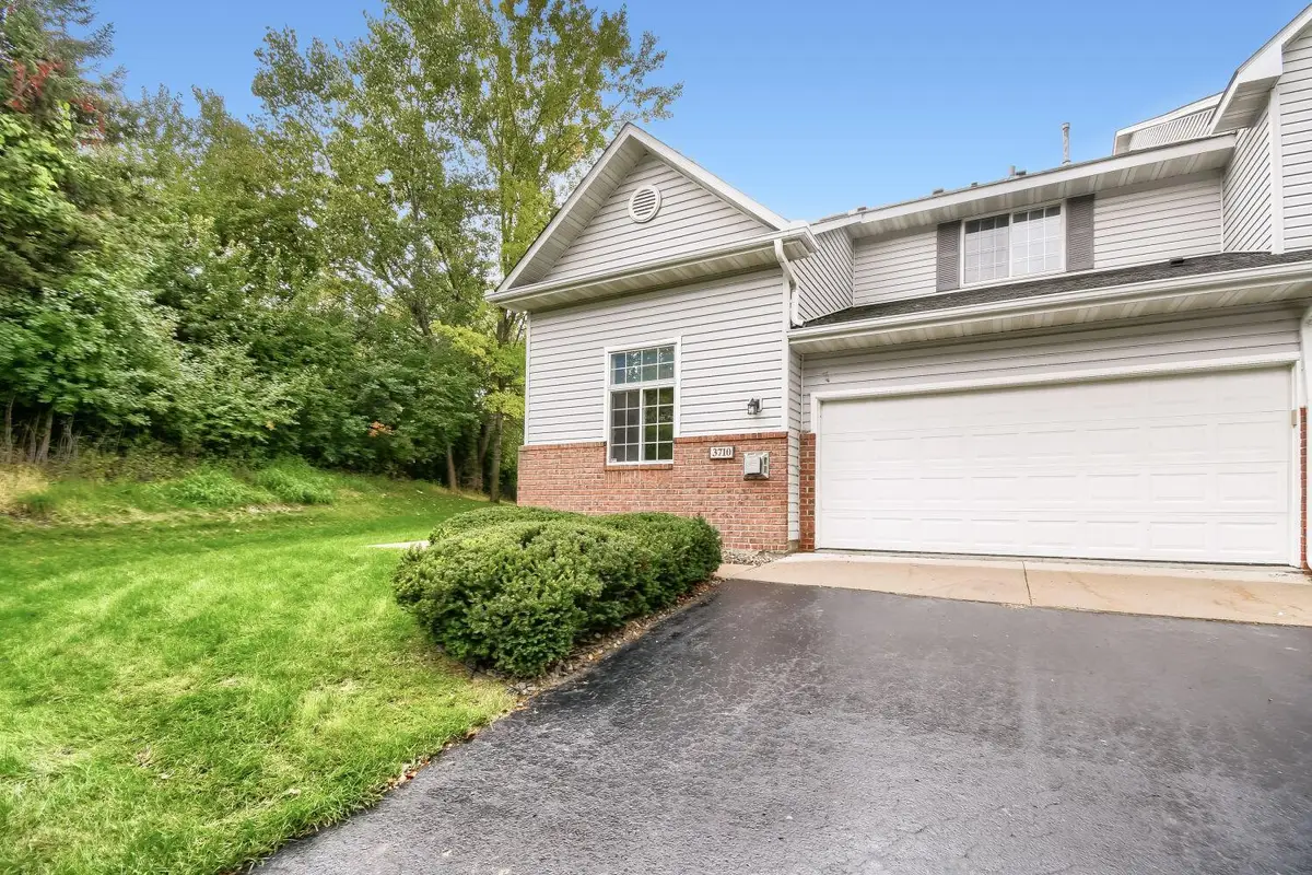 3710 Vermilion Court S, Eagan, MN 55122 - #1
