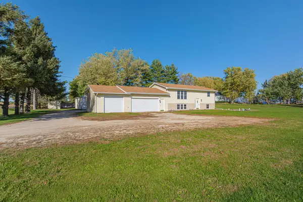 10991 Fox Avenue, Northfield, MN 55057