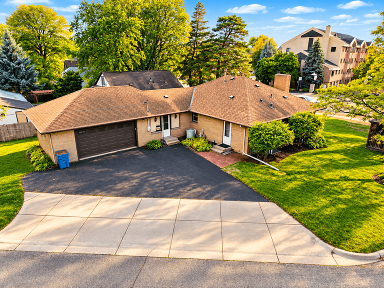 4201 40th Avenue N, Robbinsdale, MN 55422 - #1