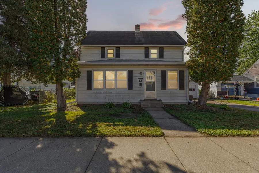 13 12th Street Nw, Faribault, MN 55021 - #2