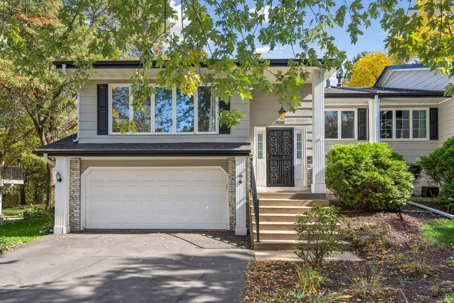 9505 Clubhouse Road, Eden Prairie, MN 55347 - #3