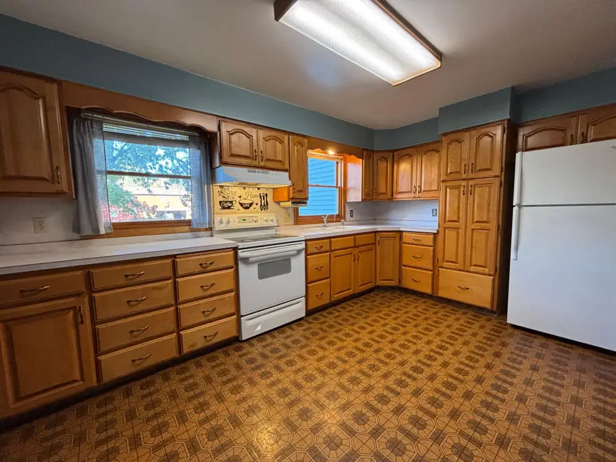 642 Louisiana Avenue, Adrian, MN 56110 - #2
