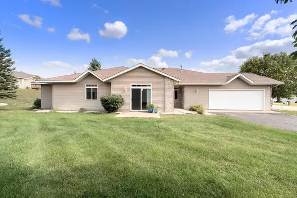 4121 Trumpeter Drive Se, Rochester, MN 55904