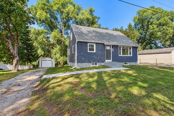 2115 E River Road Ne, Rochester, MN 55906