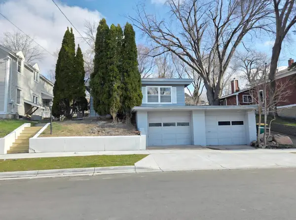 712 Maple Street W, Stillwater, MN 55082