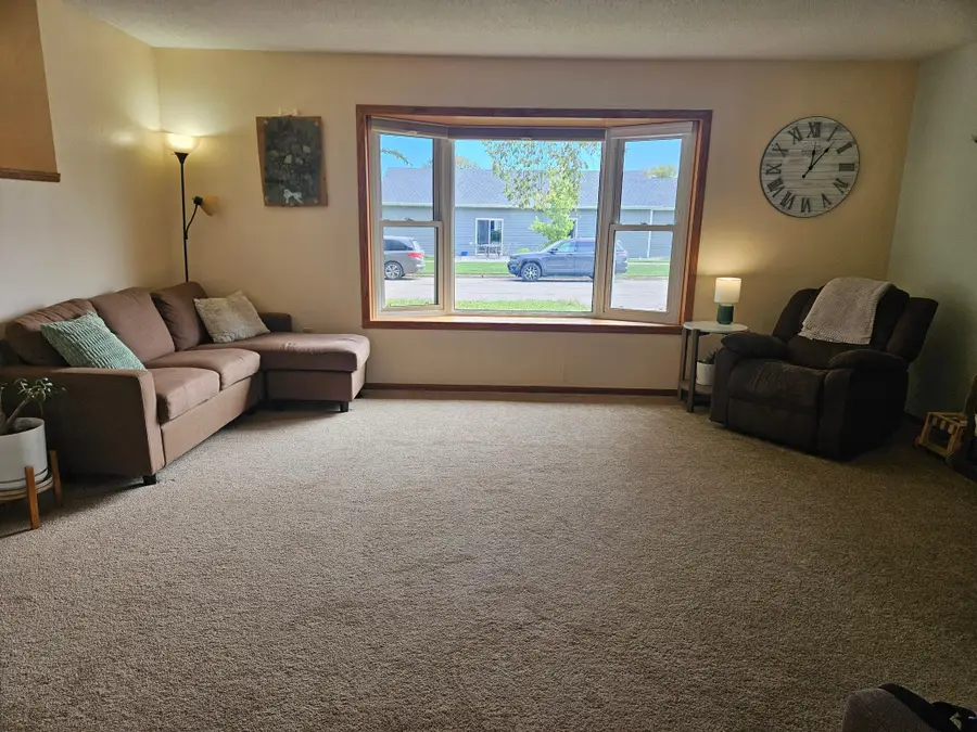 319 3rd Street N, Wahpeton, ND 58075 - #3