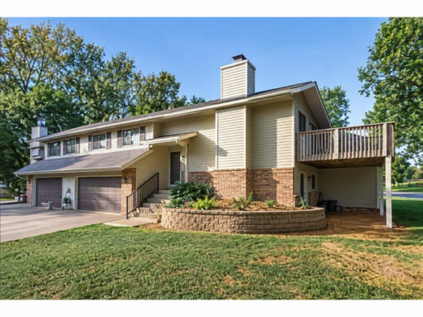 11227 Xavier Circle, Bloomington, MN 55437