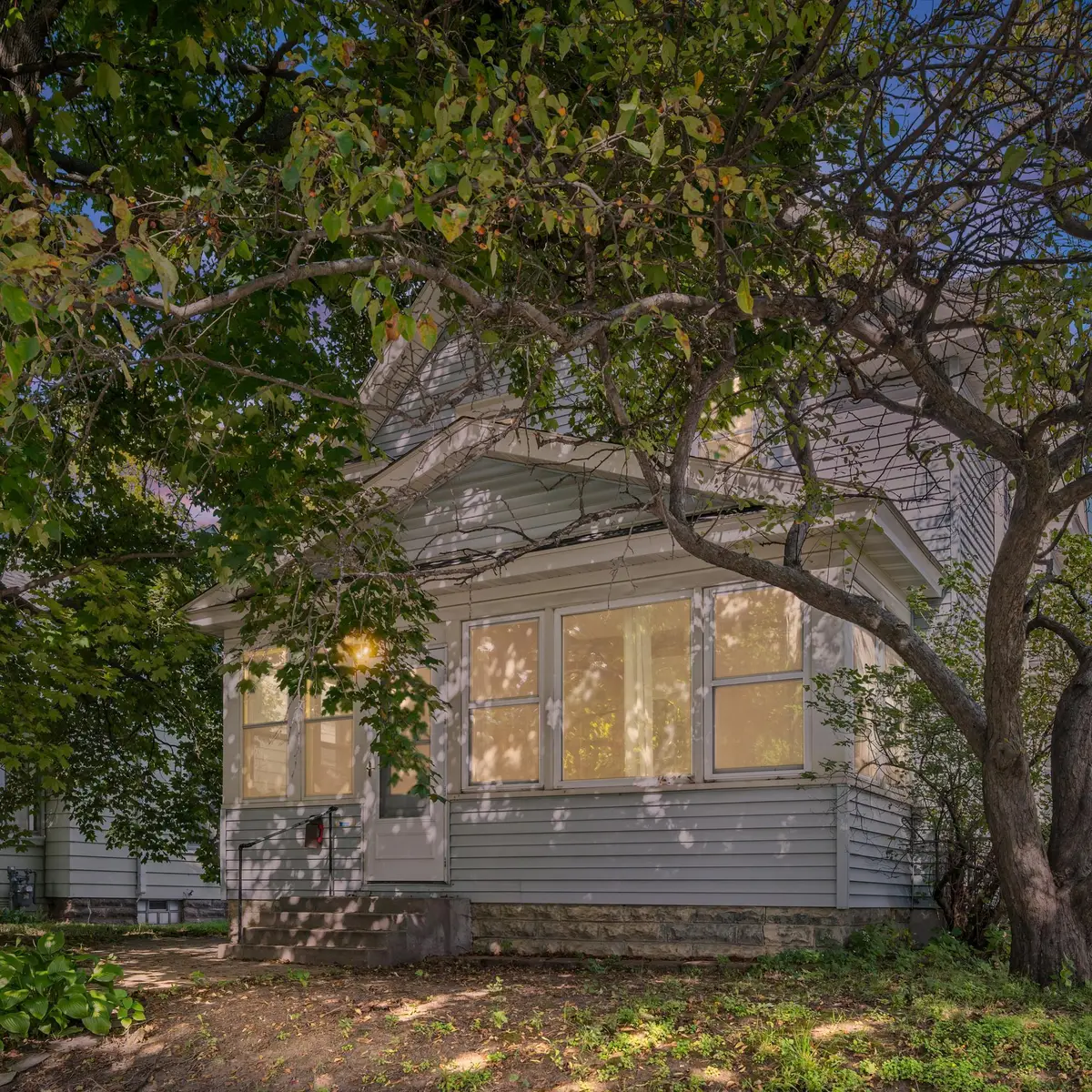 1227 Thomas Avenue, Saint Paul, MN 55104 - #1