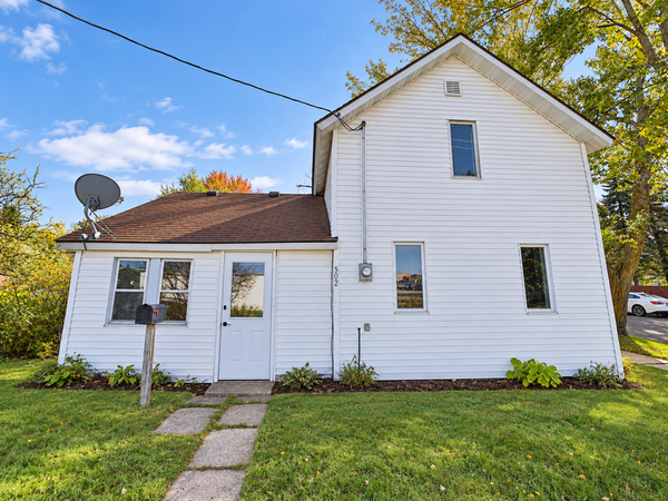 502 Wisconsin Avenue Se, Staples, MN 56479
