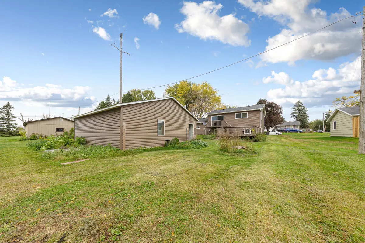 103 6th Avenue Nw, Dodge Center, MN 55927 - #1