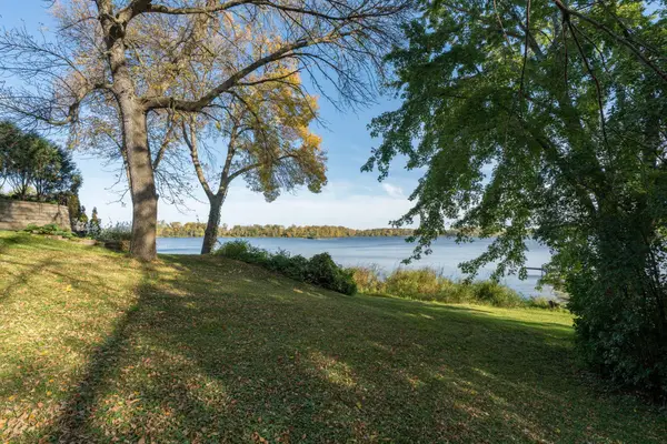25076 Swedes Bay Lane, Elysian, MN 56028