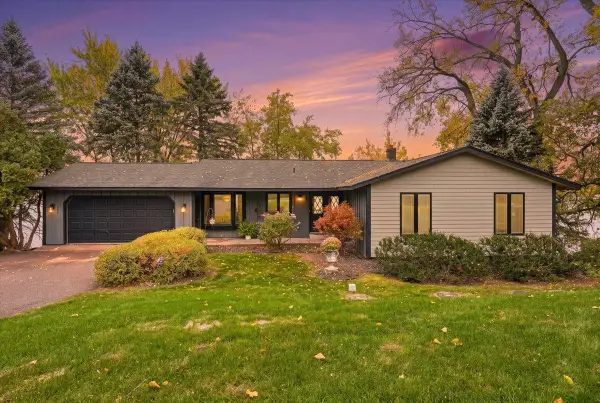 9051 Jane Road N, Lake Elmo, MN 55042