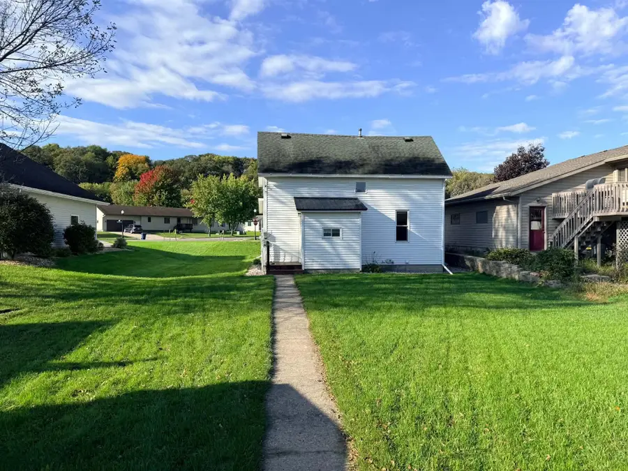 1223 S Jefferson Street, New Ulm, MN 56073 - #2