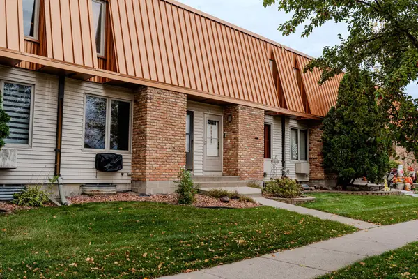 308 13th Avenue E, West Fargo, ND 58078