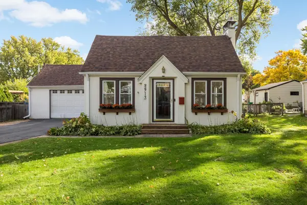 2913 Florida Avenue S, Saint Louis Park, MN 55426