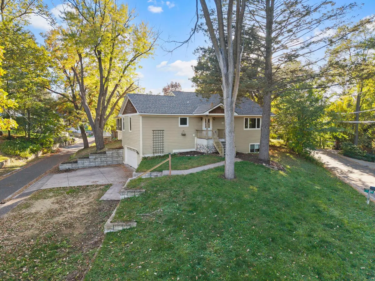 1158 Summit Avenue, Mahtomedi, MN 55115 - #1