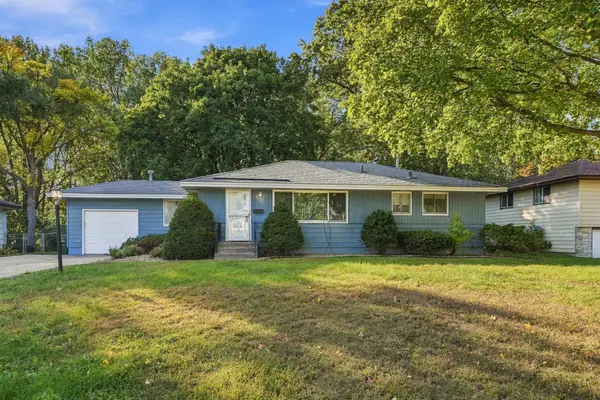 6131 Lee Avenue N, Brooklyn Center, MN 55429
