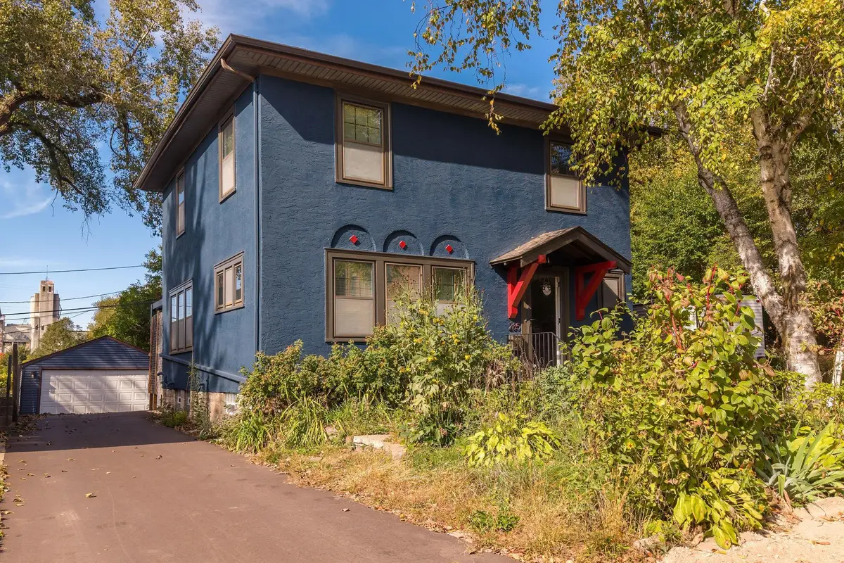 285 Queen Avenue N, Minneapolis, MN 55405 - #1