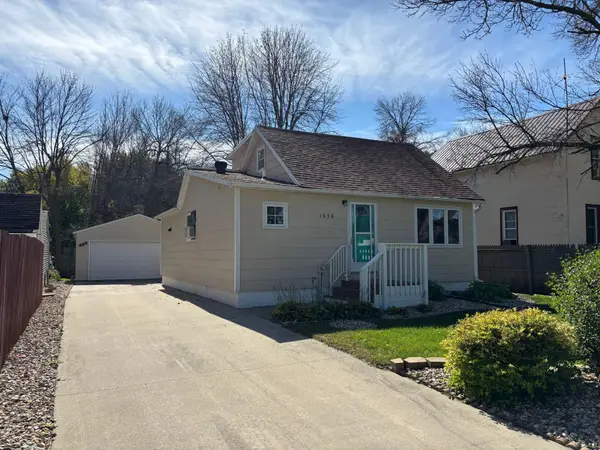 1636 Dover Street, Worthington, MN 56187
