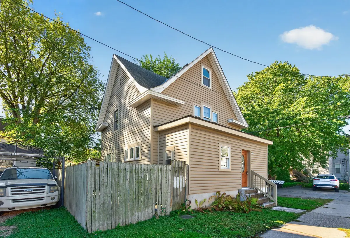 115 E 35th Street, Minneapolis, MN 55408 - #1