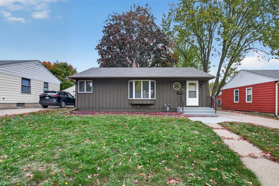 2042 Clear Avenue, Saint Paul, MN 55119 - #2
