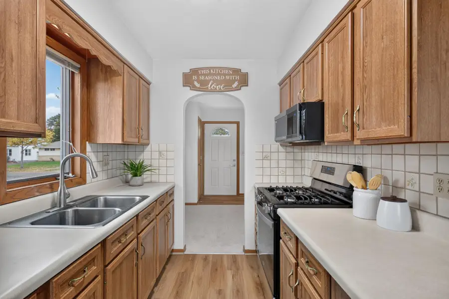 2042 Clear Avenue, Saint Paul, MN 55119 - #3