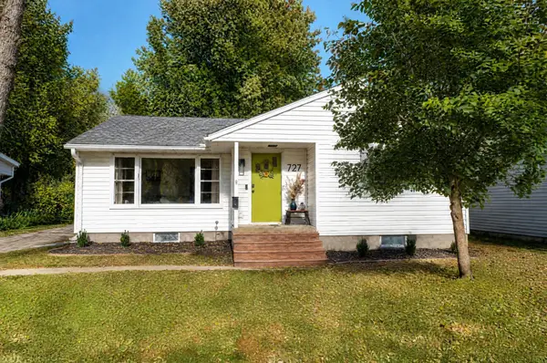 727 Austin Drive, Saint Peter, MN 56082