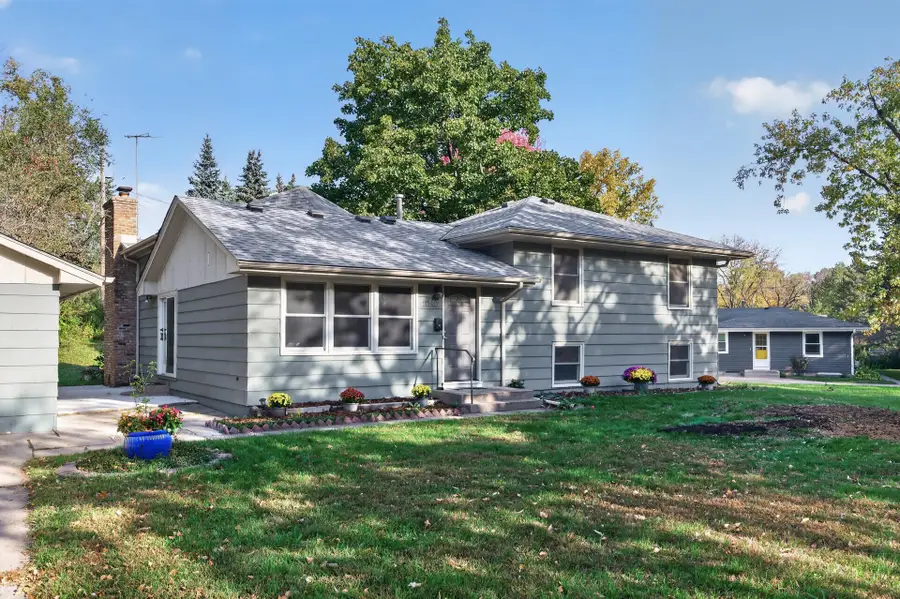 11340 Harrison Road, Bloomington, MN 55437 - #2