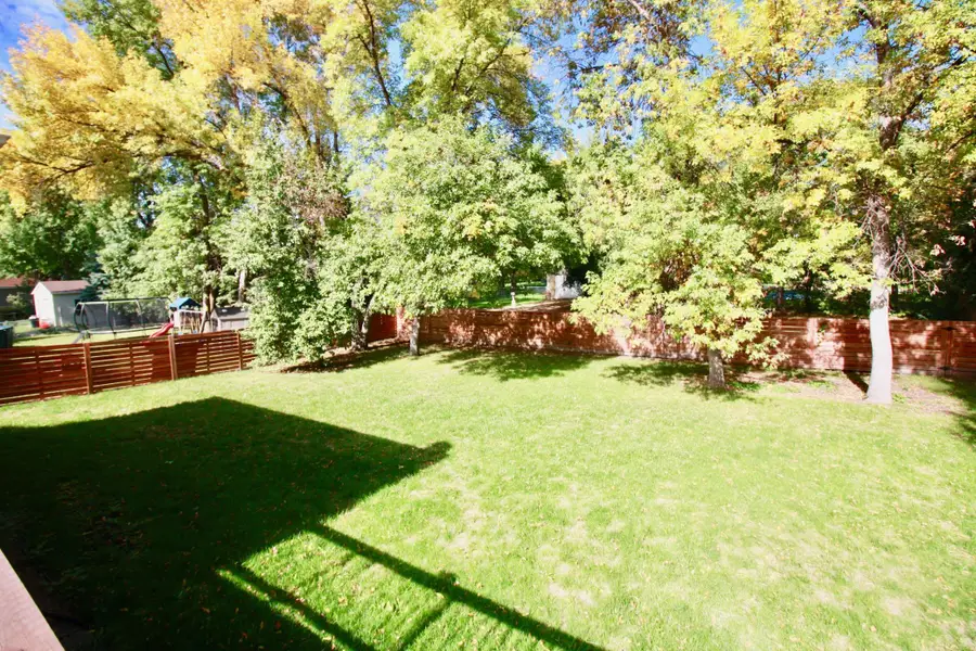 1504 Avenue B, Wahpeton, ND 58075 - #3