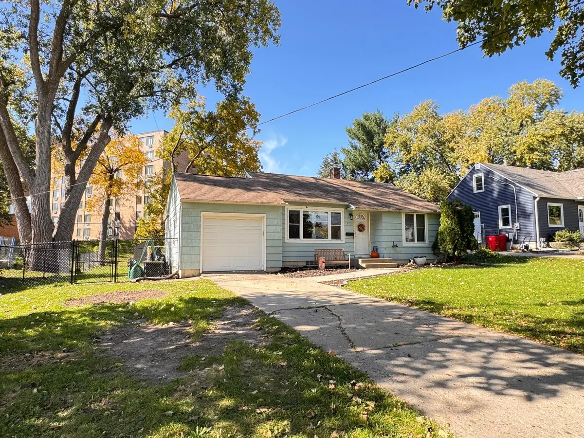 905 9th Avenue Nw, Rochester, MN 55901 - #1