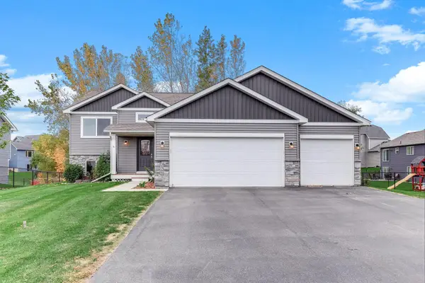 2568 Cold Lake Trail W, Mayer, MN 55360