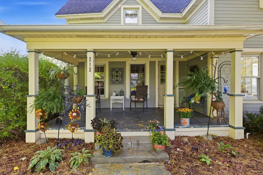 212 6th Street E, Northfield, MN 55057 - #2