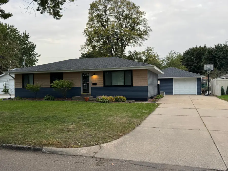 1636 14th Avenue, Saint Paul Park, MN 55071 - #2