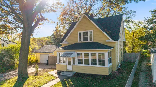 1751 Clarence Street, Maplewood, MN 55109
