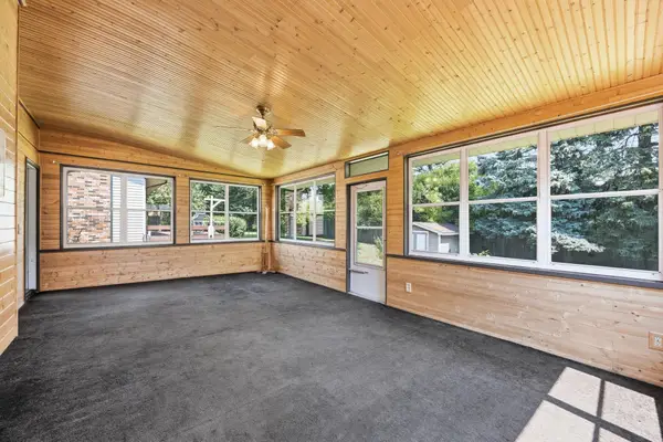 67 13th Avenue Sw, New Brighton, MN 55112