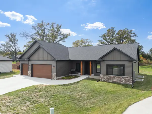 1033 Eagle Vista Lane, Lake City, MN 55041