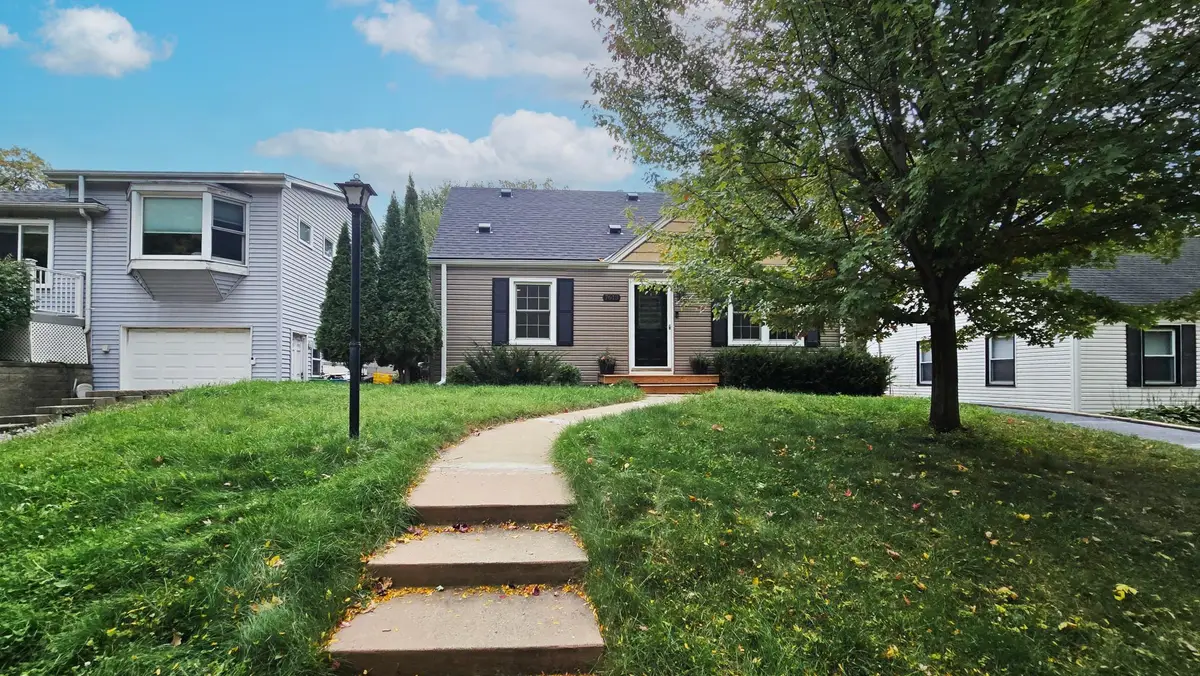 7613 W Lake Street, Saint Louis Park, MN 55426 - #1