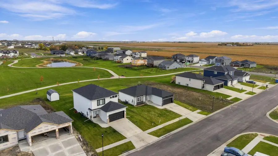 838 2nd Avenue, Horace, ND 58047 - #2