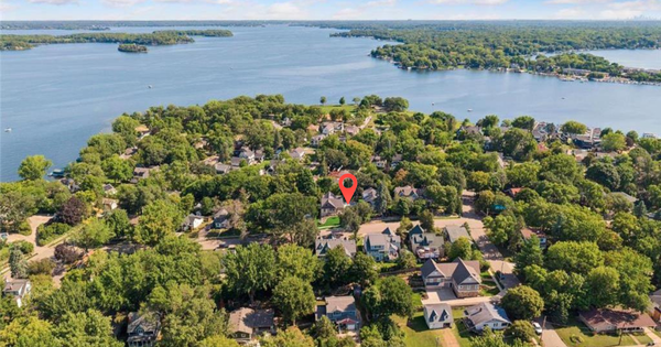 163 2nd Street, Excelsior, MN 55331