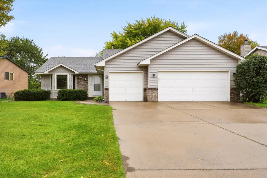 9213 Queens Gardens, Brooklyn Park, MN 55443 - #2