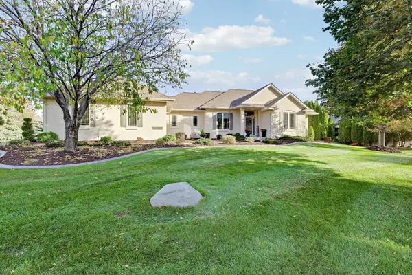 13187 Drumcliffe Path, Rosemount, MN 55068