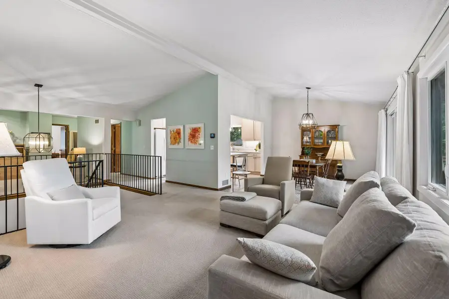 6941 Edenvale Boulevard, Eden Prairie, MN 55346 - #2