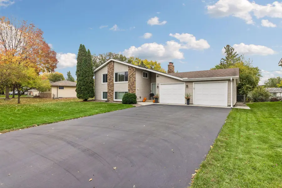 1858 Turquoise Trail, Eagan, MN 55122 - #2