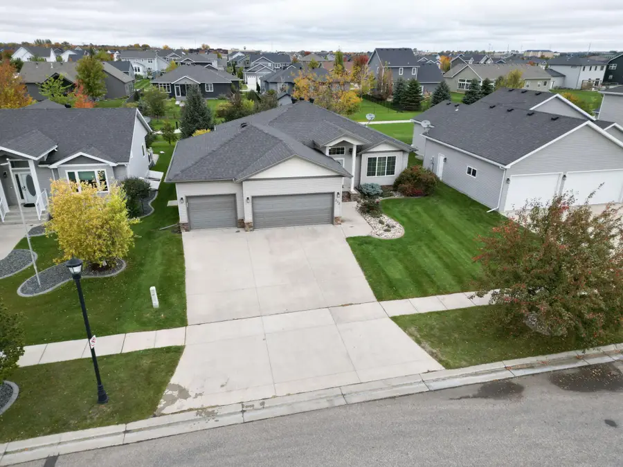 222 30th Avenue E, West Fargo, ND 58078 - #2