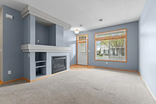 1877 Sandcherry Court Nw, Rochester, MN 55901