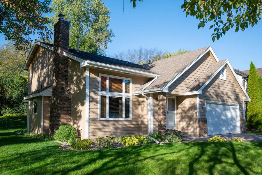 915 Park Knoll Drive, Eagan, MN 55123 - #2