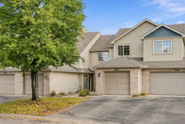 11679 Langford Circle #904, Burnsville, MN 55337