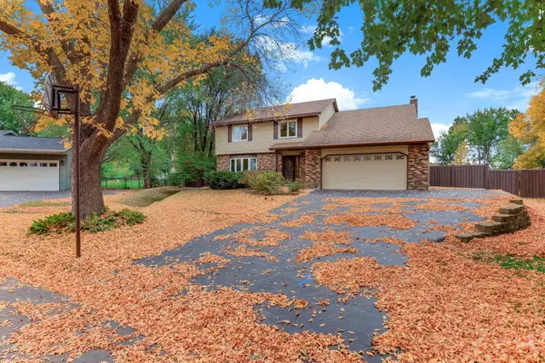 7100 Ivystone Avenue S, Cottage Grove, MN 55016